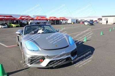 media/Nov-19-2022-Speed Ventures (Sat) [[eb5c8f9508]]/Around the Pits/Pre Grid Purple/